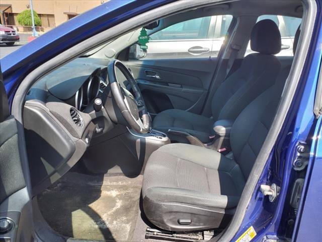 2012 Chevrolet Cruze in Warren, OH 44484 - 2155415 4