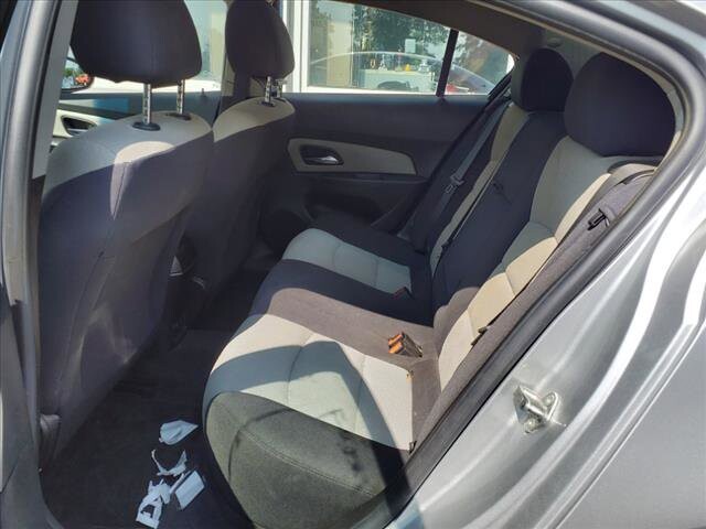 2014 Chevrolet Cruze in Warren, OH 44484 - 2155416 5