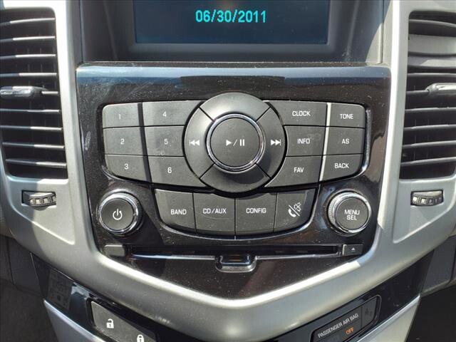 2014 Chevrolet Cruze in Warren, OH 44484 - 2155416 8