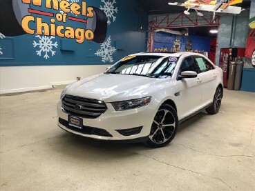 2016 Ford Taurus in Chicago, IL 60659