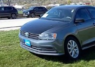 2015 Volkswagen Jetta in Waukesha, WI 53186 - 2155849 5