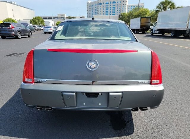 2007 Cadillac DTS in Pompano Beach, FL 33064 - 2156066 13