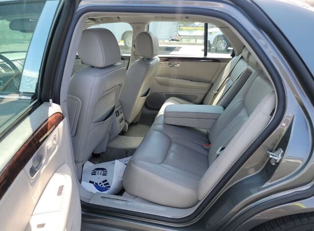 2007 Cadillac DTS in Pompano Beach, FL 33064 - 2156066 14