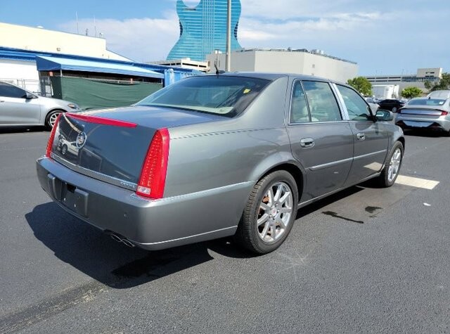 2007 Cadillac DTS in Pompano Beach, FL 33064 - 2156066 2