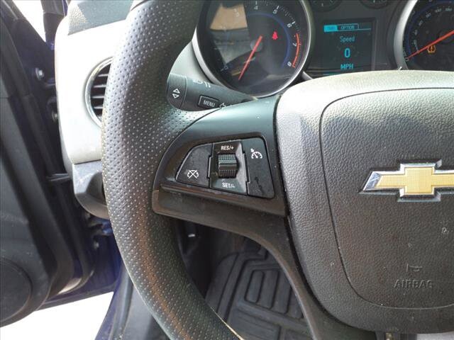 2013 Chevrolet Cruze in Warren, OH 44484 - 2157557 11