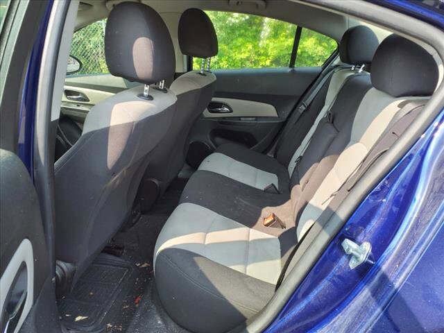 2013 Chevrolet Cruze in Warren, OH 44484 - 2157557 5