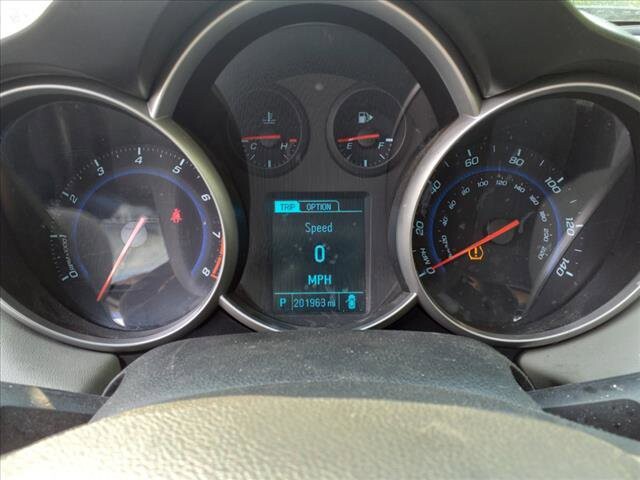 2013 Chevrolet Cruze in Warren, OH 44484 - 2157557 12