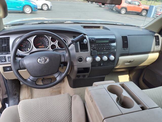 2011 Toyota Tundra in Warren, OH 44484 - 2157558 6