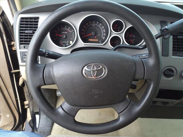 2011 Toyota Tundra in Warren, OH 44484 - 2157558 11