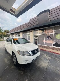 2016 Nissan Pathfinder in Longwood, FL 32750