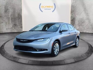 2016 Chrysler 200 in Decatur, GA 30032