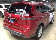 2018 Nissan Rogue in Chicago, IL 60659 - 2159275 5