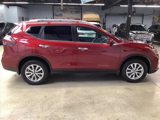 2018 Nissan Rogue in Chicago, IL 60659 - 2159275 6