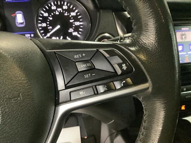 2018 Nissan Rogue in Chicago, IL 60659 - 2159275 15