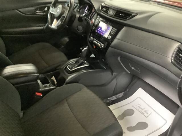 2018 Nissan Rogue in Chicago, IL 60659 - 2159275 24