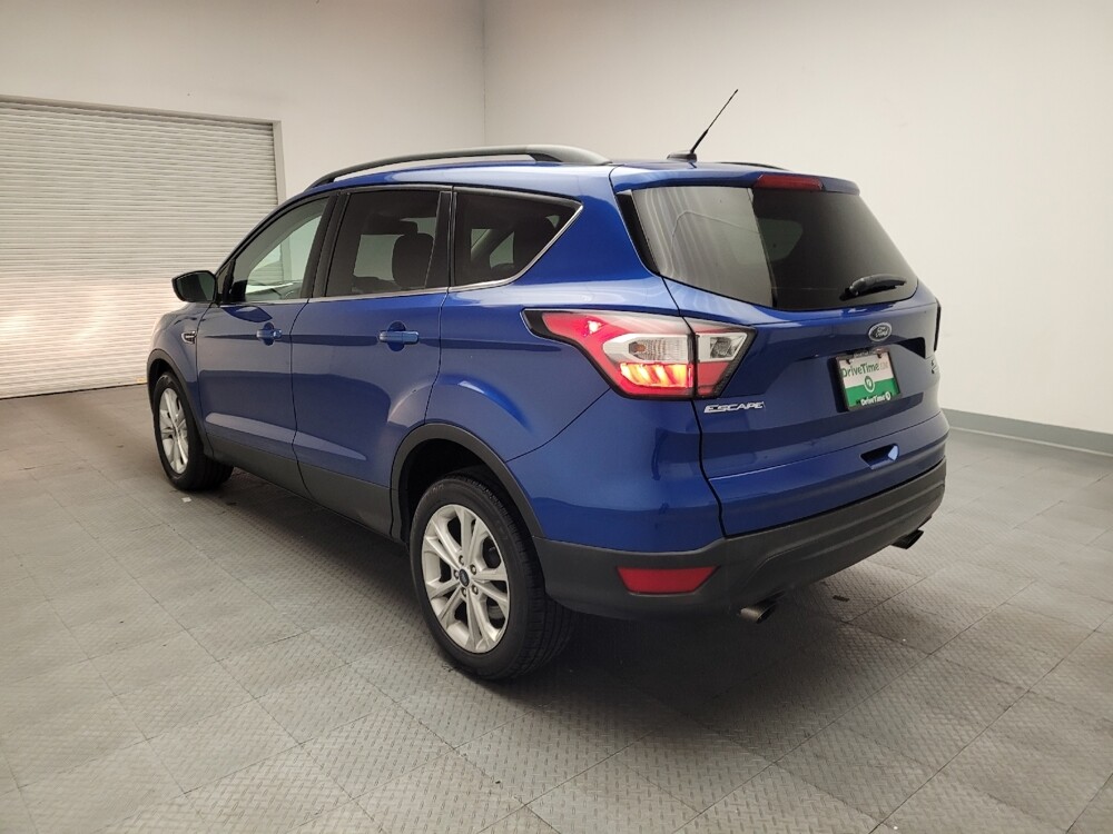 2018 Ford Escape in Riverside, CA 92504 - 2160219 5