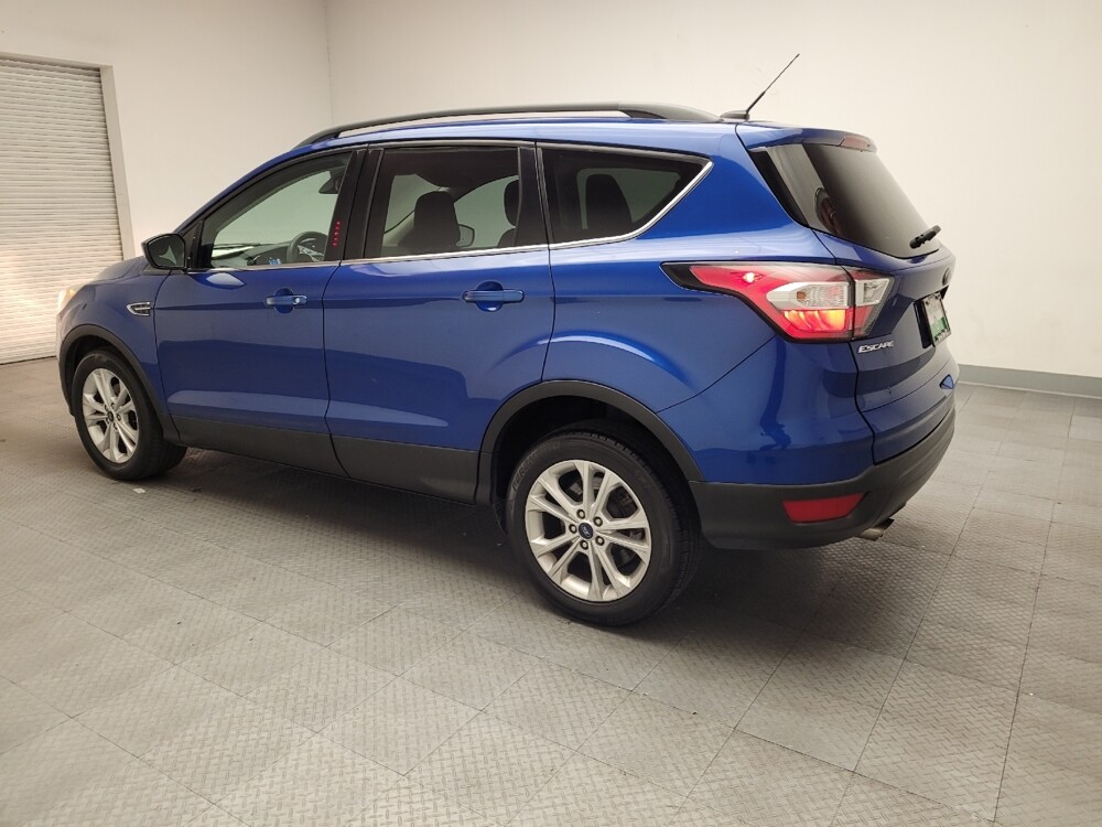 2018 Ford Escape in Riverside, CA 92504 - 2160219 3