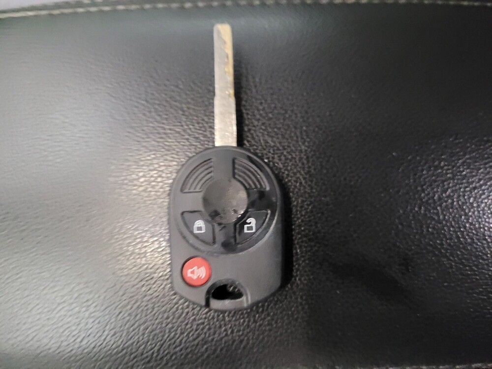 2018 Ford Escape in Riverside, CA 92504 - 2160219 32