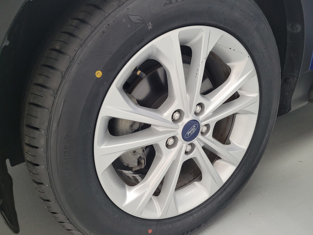 2018 Ford Escape in Riverside, CA 92504 - 2160219 64