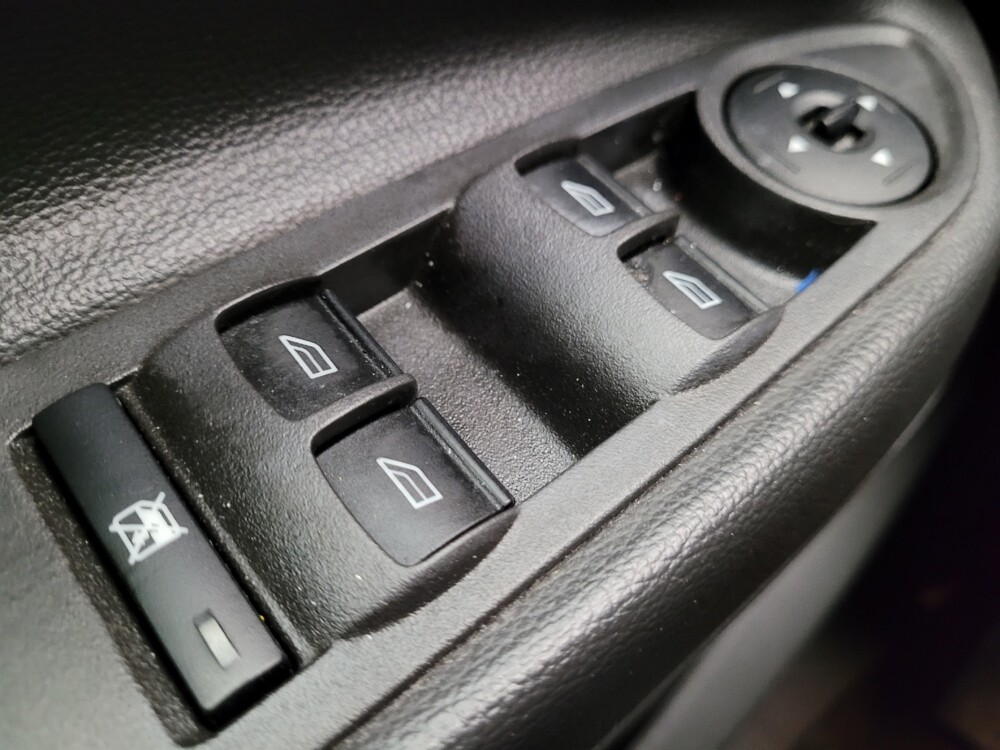 2018 Ford Escape in Riverside, CA 92504 - 2160219 27