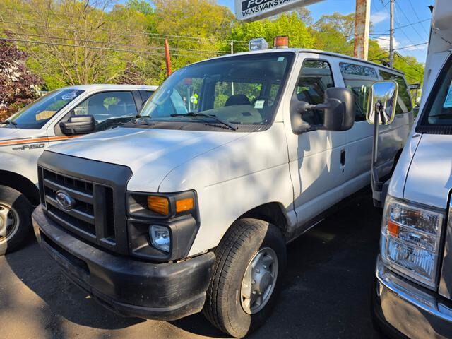 2008 Ford E-350 and Econoline 350 in Blauvelt, NY 10913 - 2162254 4