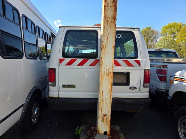 2008 Ford E-350 and Econoline 350 in Blauvelt, NY 10913 - 2162254 5