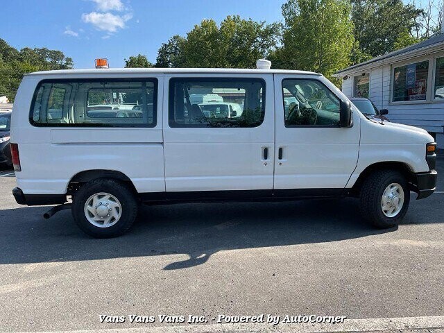 2008 Ford E-350 and Econoline 350 in Blauvelt, NY 10913 - 2162254 30
