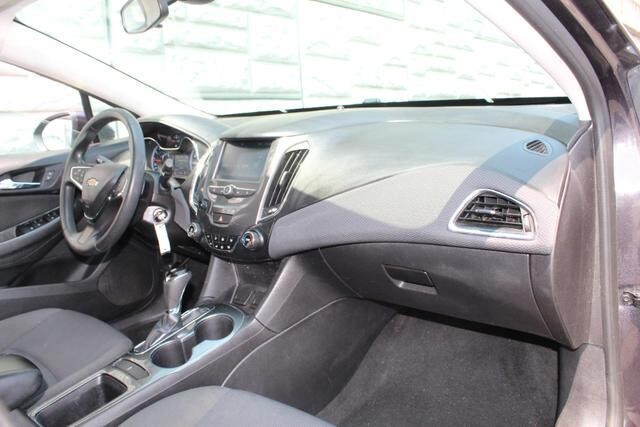2016 Chevrolet Cruze in Decatur, GA 30032 - 2165833 93
