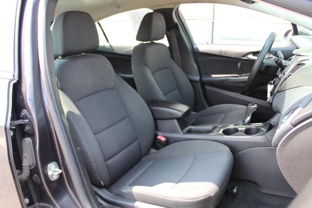 2016 Chevrolet Cruze in Decatur, GA 30032 - 2165833 106