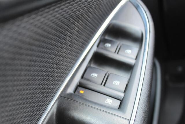 2016 Chevrolet Cruze in Decatur, GA 30032 - 2165833 103