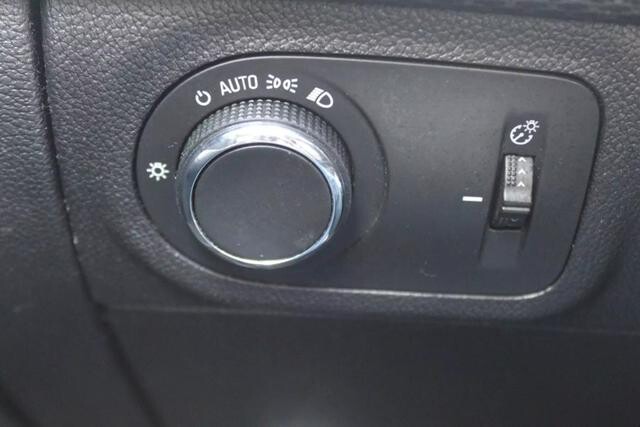 2016 Chevrolet Cruze in Decatur, GA 30032 - 2165833 102