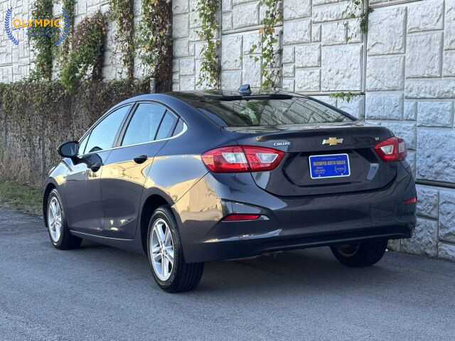 2016 Chevrolet Cruze in Decatur, GA 30032 - 2165833 4