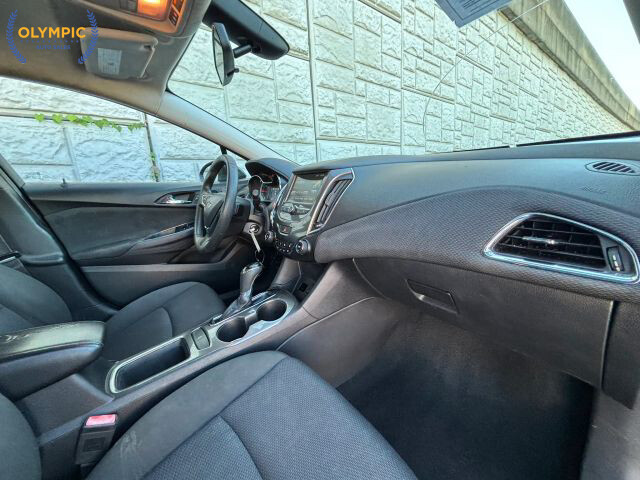 2016 Chevrolet Cruze in Decatur, GA 30032 - 2165833 19