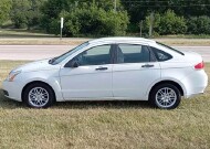 2009 Ford Focus in Waukesha, WI 53186 - 2165839 27