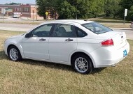 2009 Ford Focus in Waukesha, WI 53186 - 2165839 27
