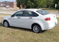 2009 Ford Focus in Waukesha, WI 53186 - 2165839 6