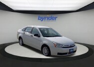2009 Ford Focus in Waukesha, WI 53186 - 2165839 19