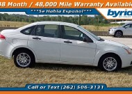 2009 Ford Focus in Waukesha, WI 53186 - 2165839 38