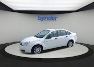 2009 Ford Focus in Waukesha, WI 53186 - 2165839 4