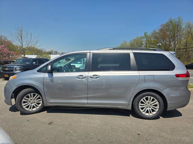 2012 Toyota Sienna in Blauvelt, NY 10913 - 2167507 4