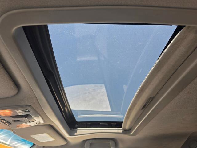 2012 Toyota Sienna in Blauvelt, NY 10913 - 2167507 27