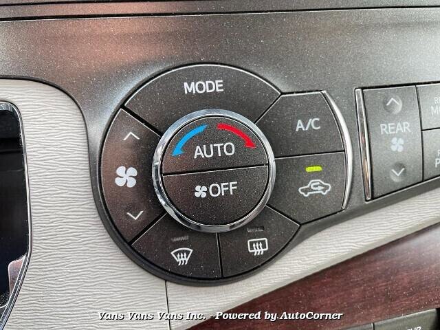 2012 Toyota Sienna in Blauvelt, NY 10913 - 2167507 92