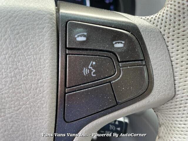 2012 Toyota Sienna in Blauvelt, NY 10913 - 2167507 84