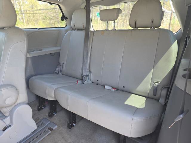 2012 Toyota Sienna in Blauvelt, NY 10913 - 2167507 40