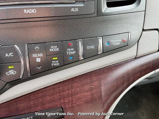 2012 Toyota Sienna in Blauvelt, NY 10913 - 2167507 91