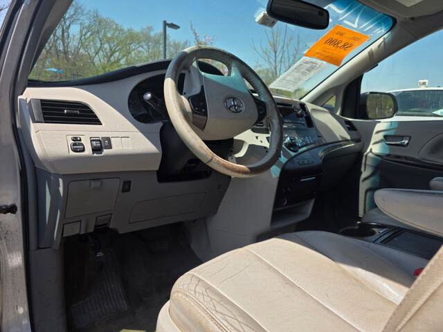 2012 Toyota Sienna in Blauvelt, NY 10913 - 2167507 10