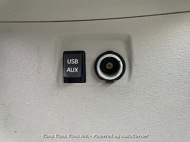 2012 Toyota Sienna in Blauvelt, NY 10913 - 2167507 138