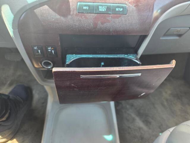 2012 Toyota Sienna in Blauvelt, NY 10913 - 2167507 22