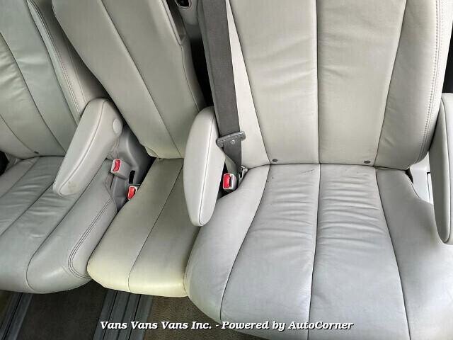 2012 Toyota Sienna in Blauvelt, NY 10913 - 2167507 109