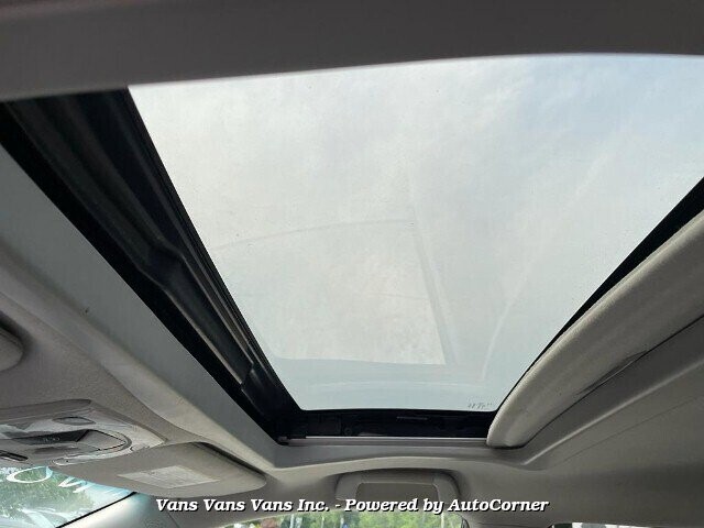 2012 Toyota Sienna in Blauvelt, NY 10913 - 2167507 154